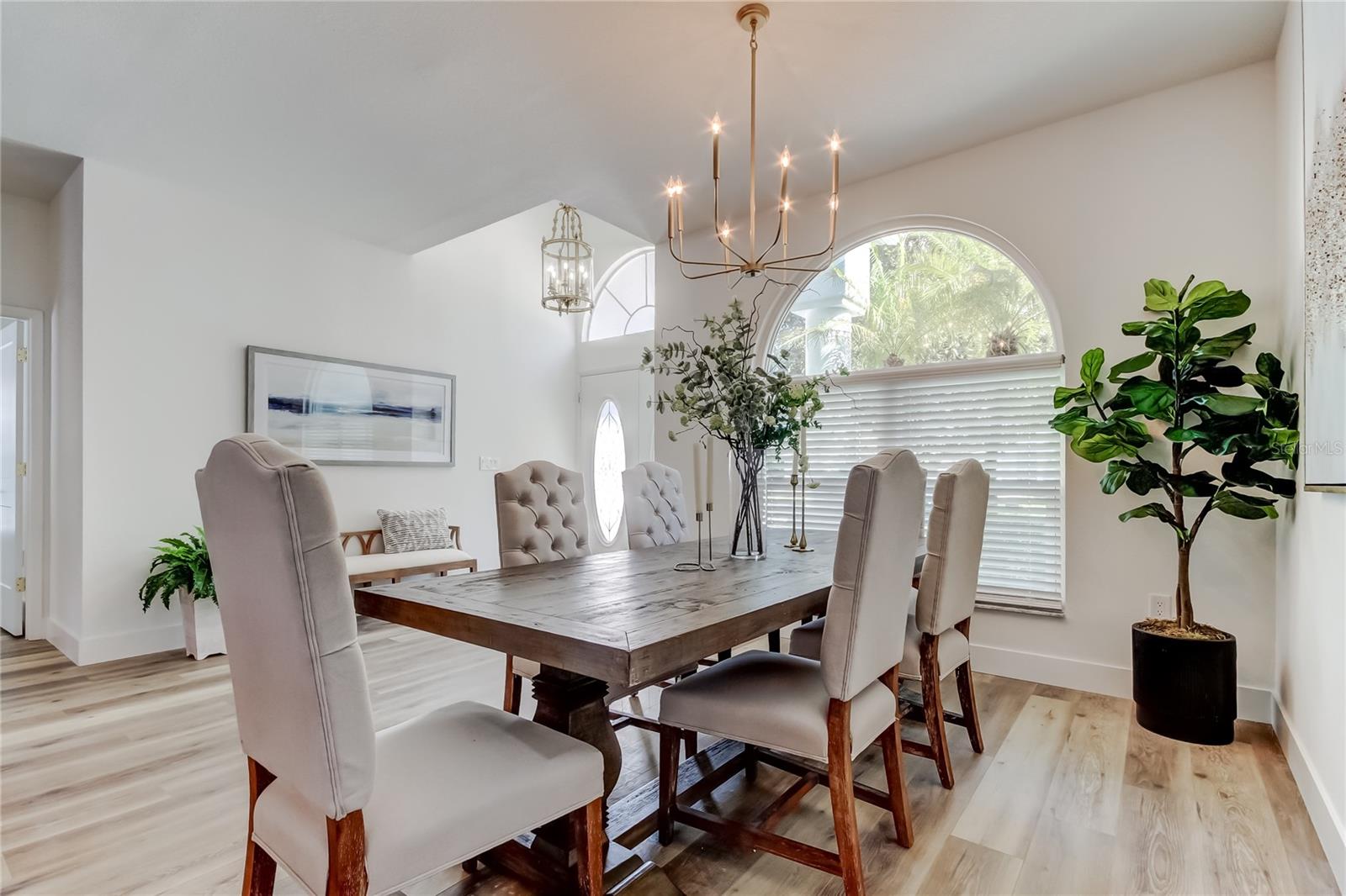 Image 12 of 60 For 11230 Bloomington Drive