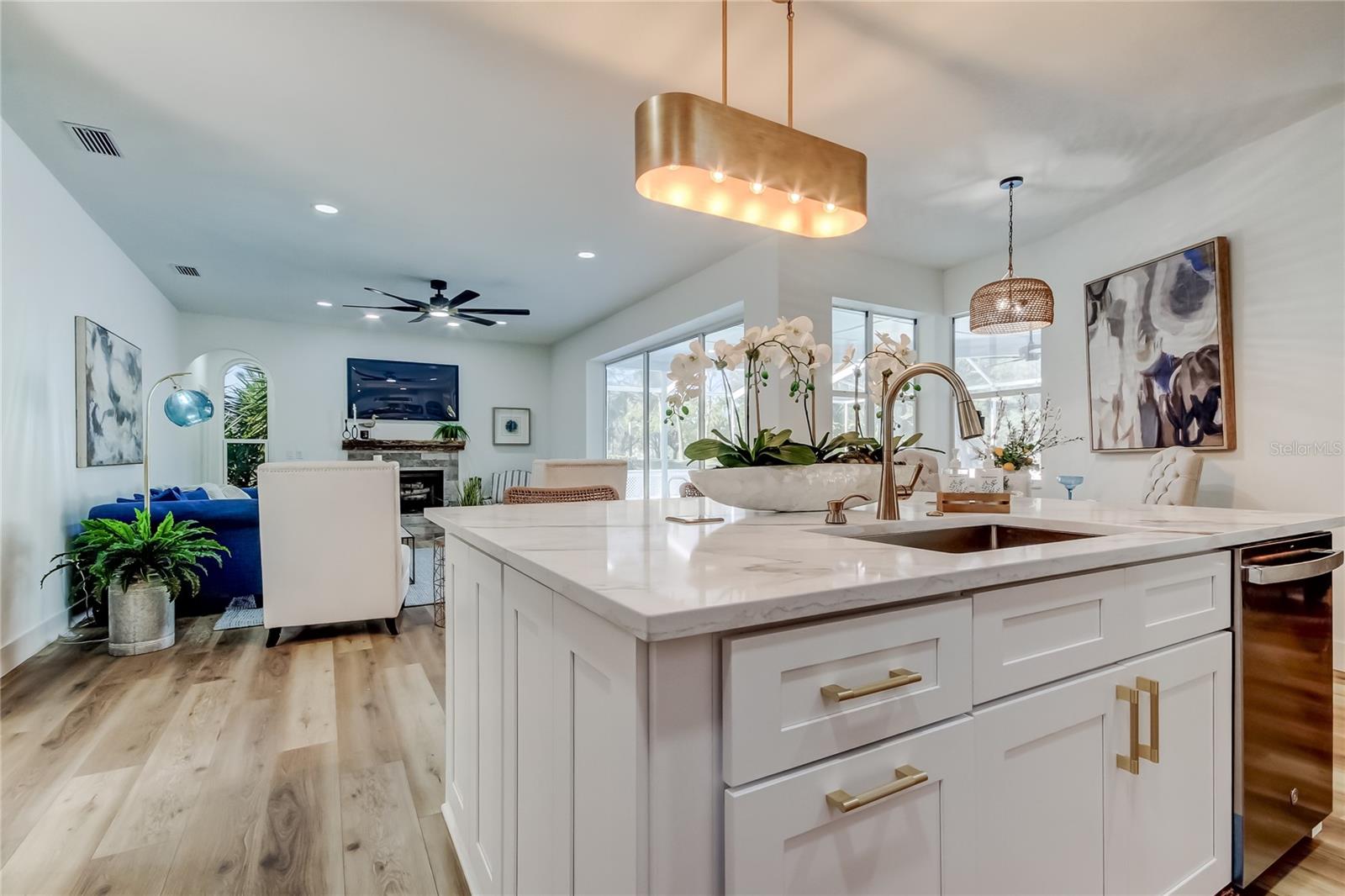 Image 20 of 60 For 11230 Bloomington Drive