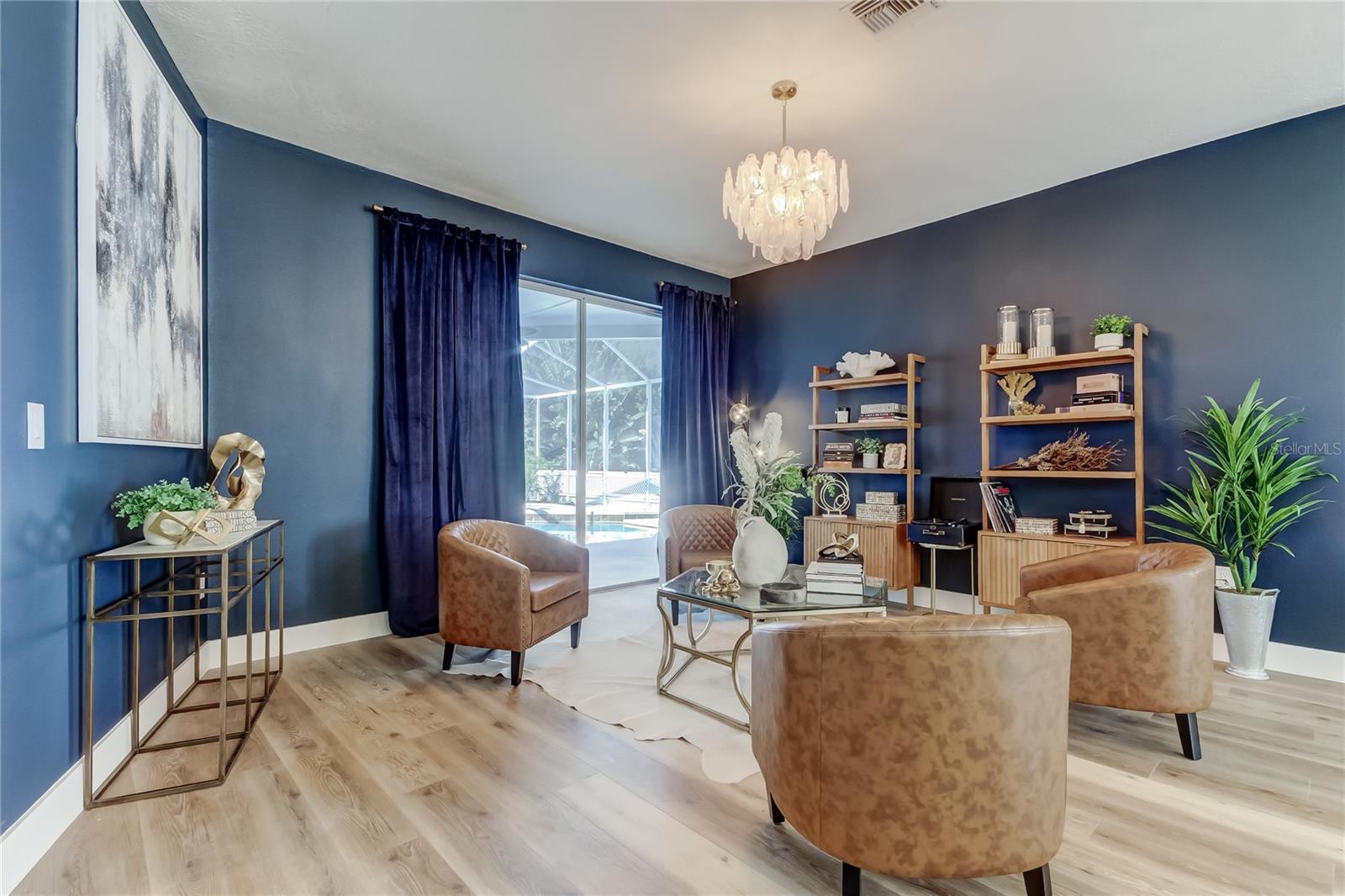 Image 7 of 60 For 11230 Bloomington Drive