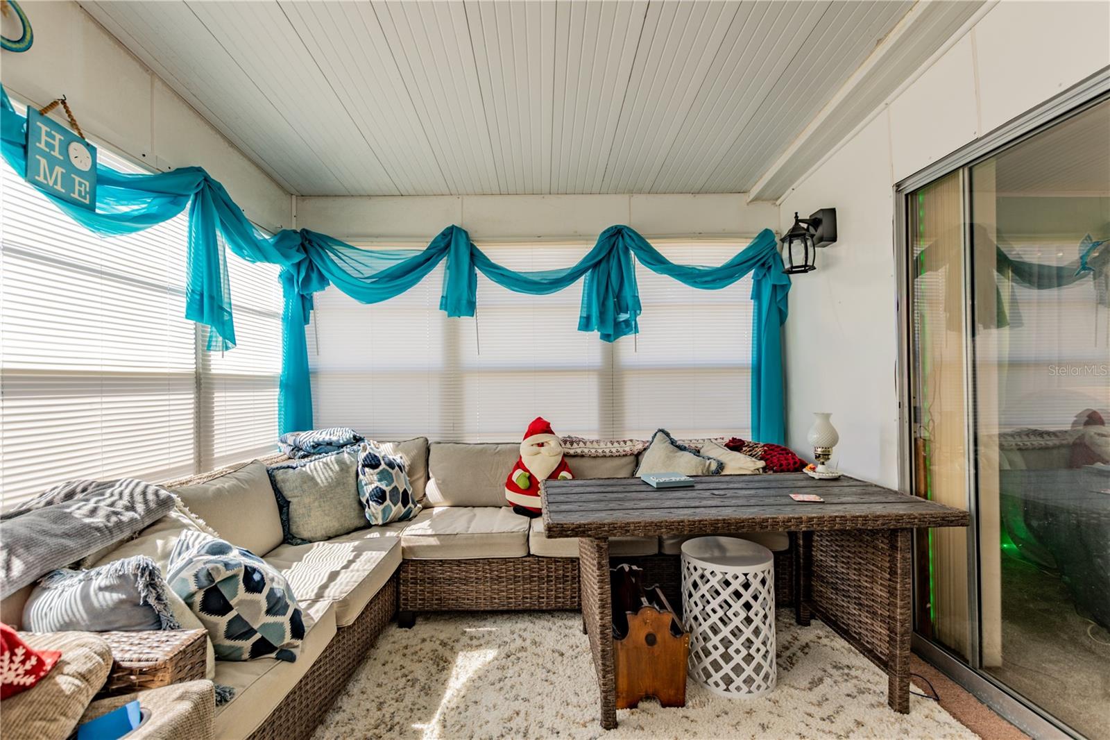 Image 25 of 52 For 39437 Elgin Drive