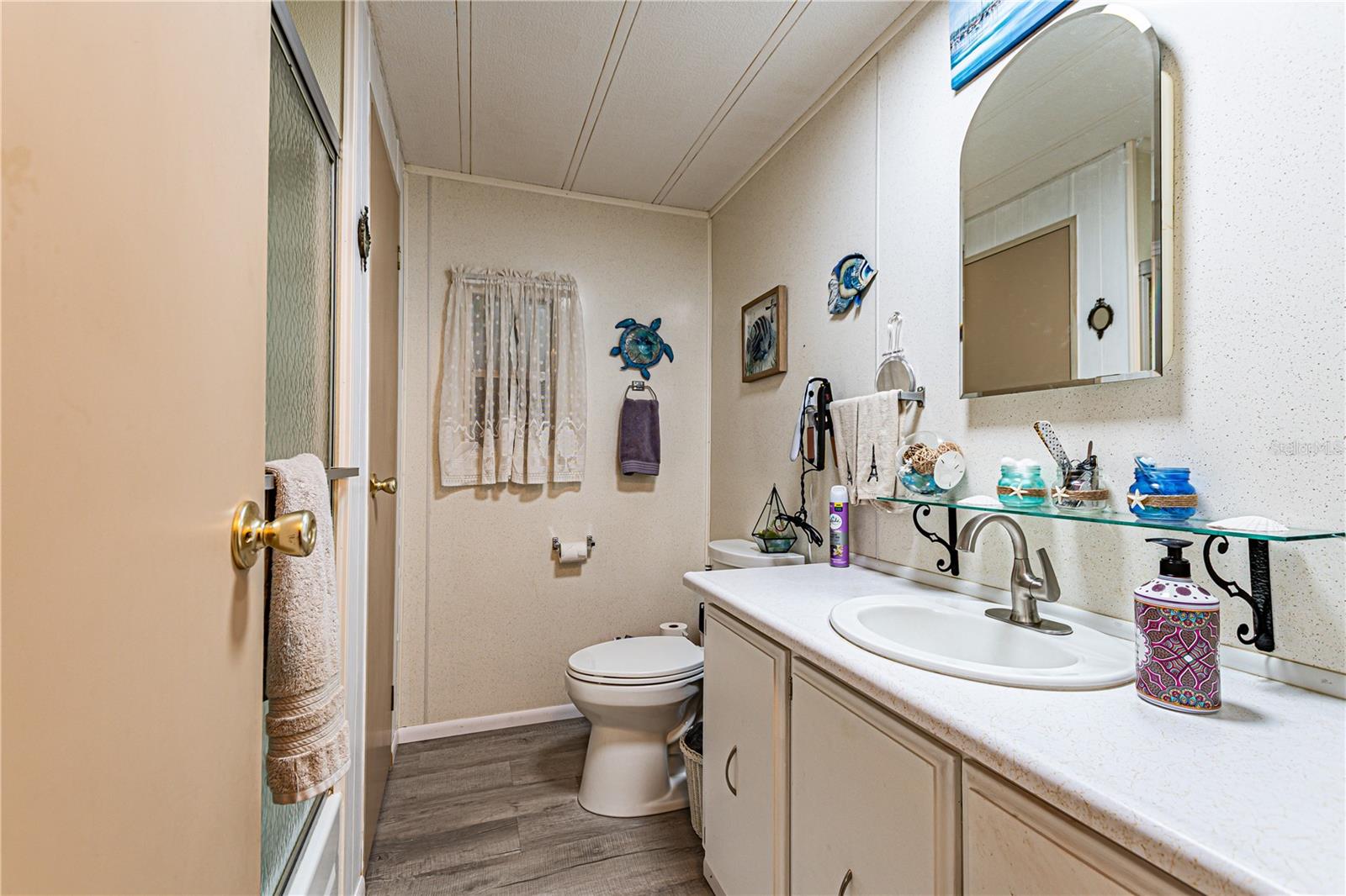 Image 30 of 52 For 39437 Elgin Drive