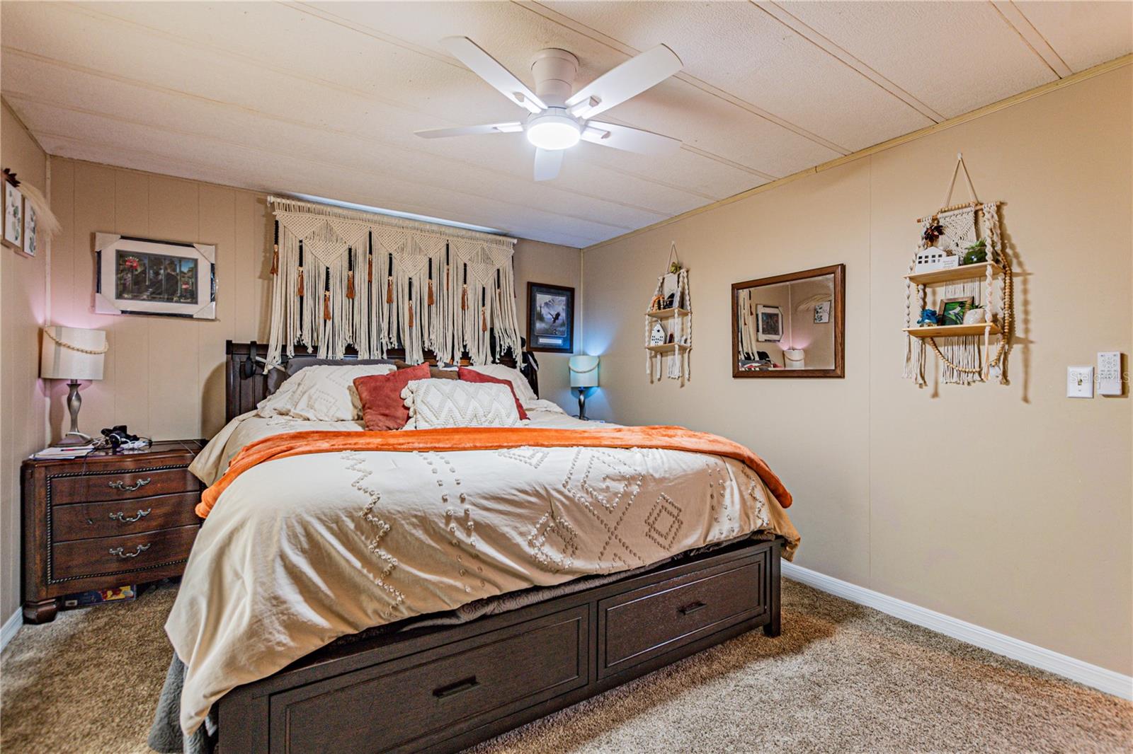 Image 34 of 52 For 39437 Elgin Drive