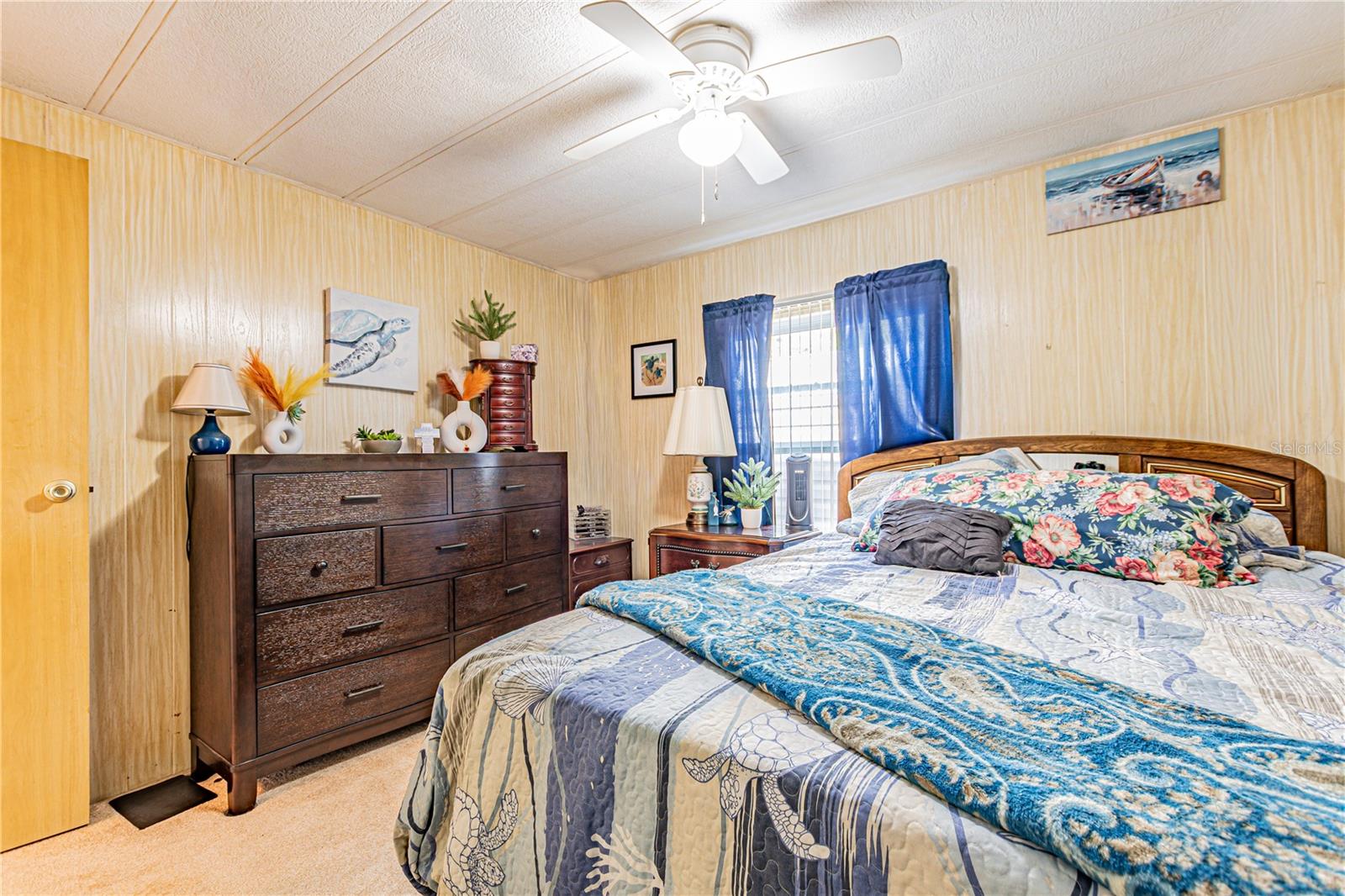 Image 35 of 52 For 39437 Elgin Drive