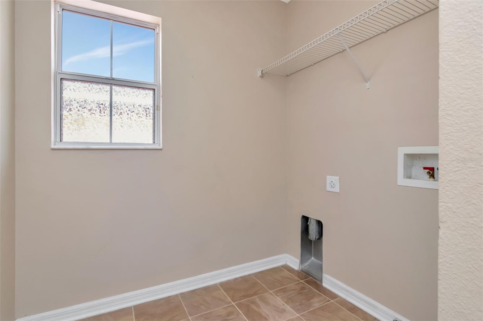 Listing photo id 28 for 6952 Marble Fawn Place