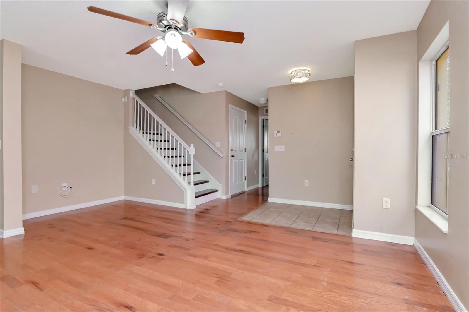 Listing photo id 4 for 6952 Marble Fawn Place