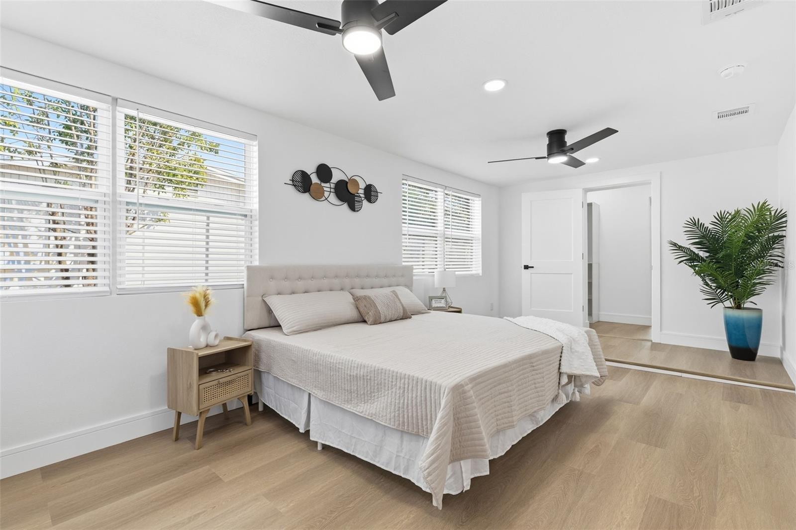 Image 11 of 34 For 2116 Sewaha Street