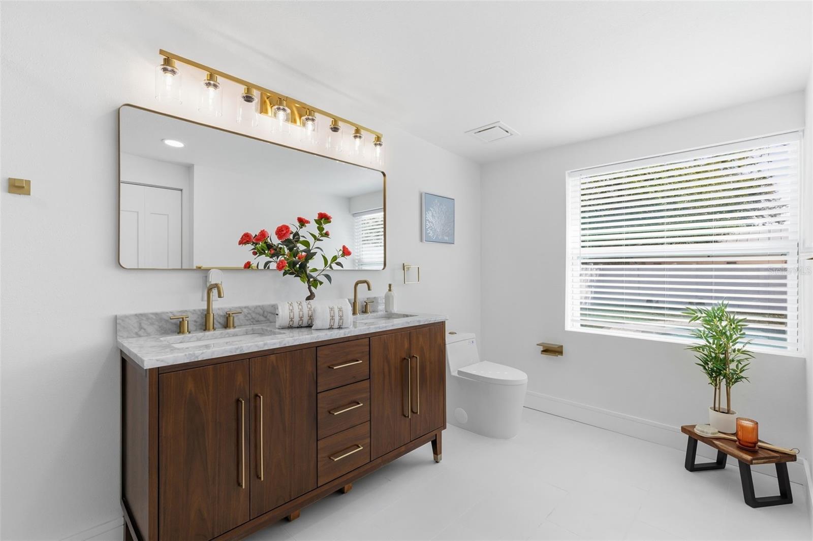 Image 15 of 34 For 2116 Sewaha Street