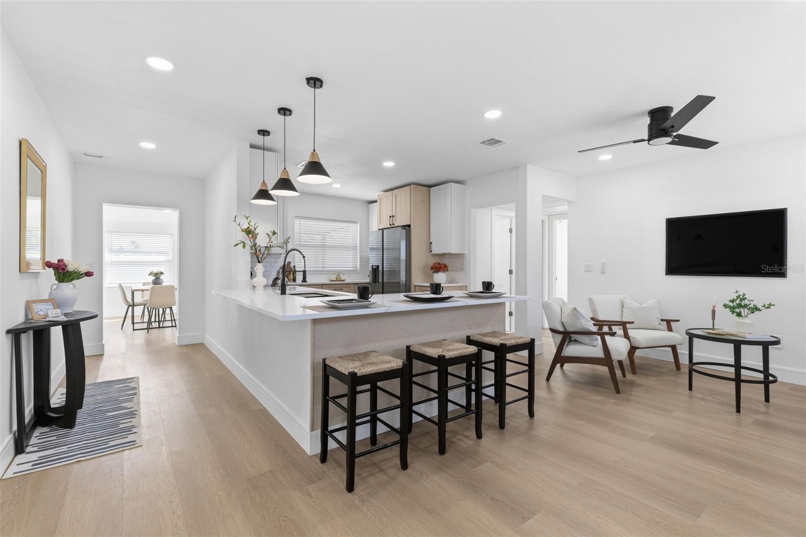 Image 3 of 34 For 2116 Sewaha Street