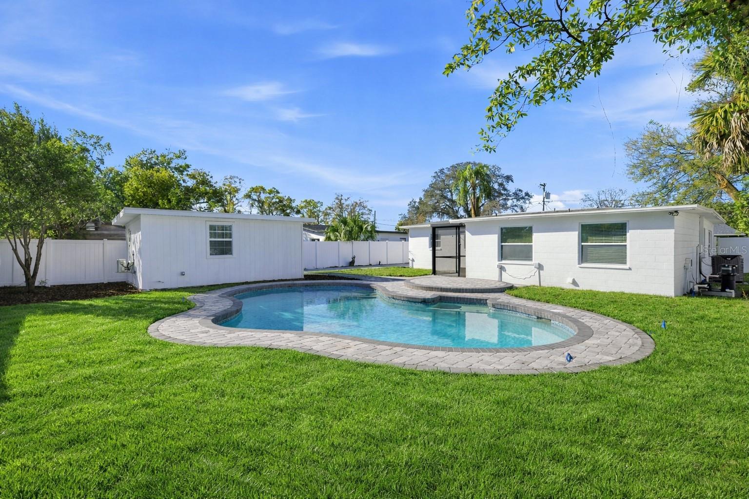 Image 33 of 34 For 2116 Sewaha Street