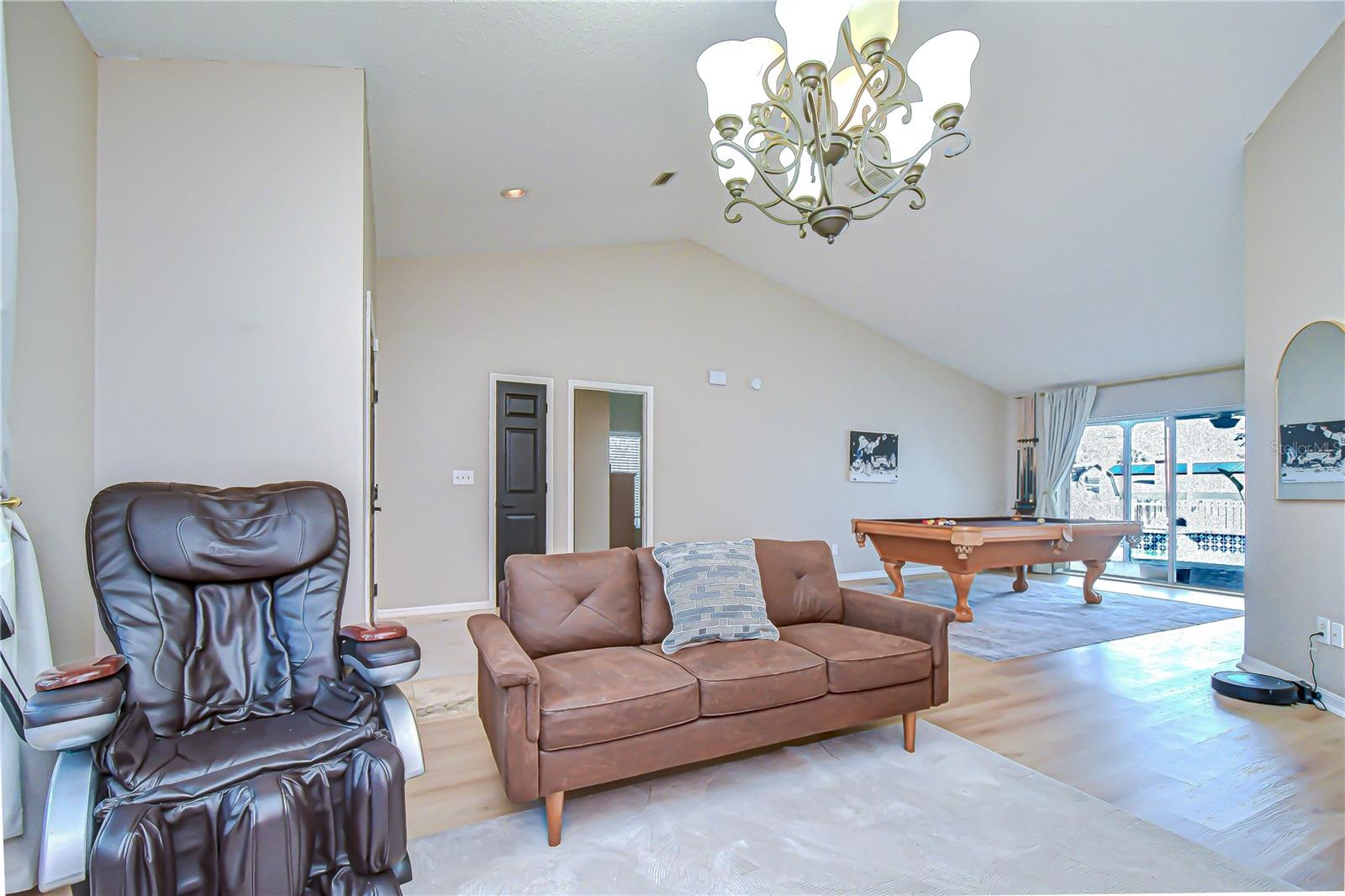 Image 44 of 84 For 5708 Erhardt Drive