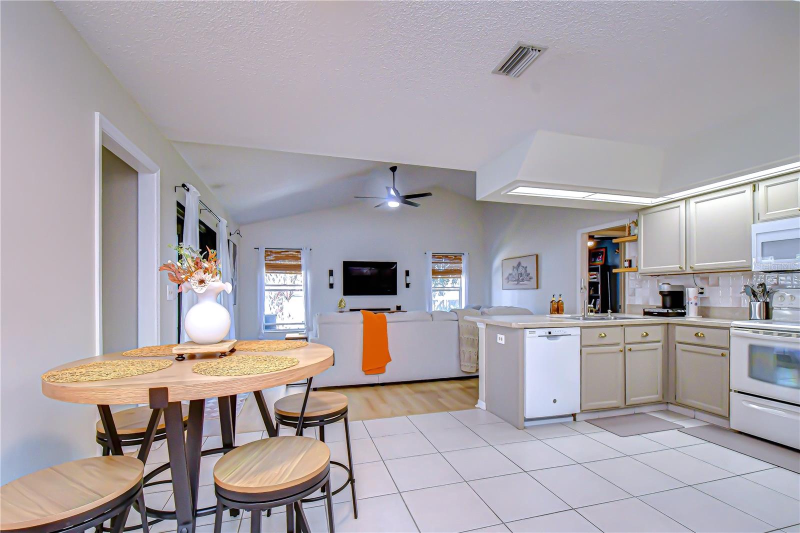 Image 81 of 84 For 5708 Erhardt Drive