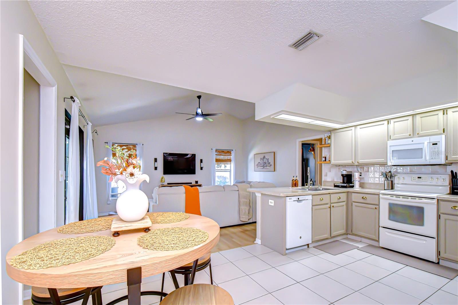 Image 82 of 84 For 5708 Erhardt Drive