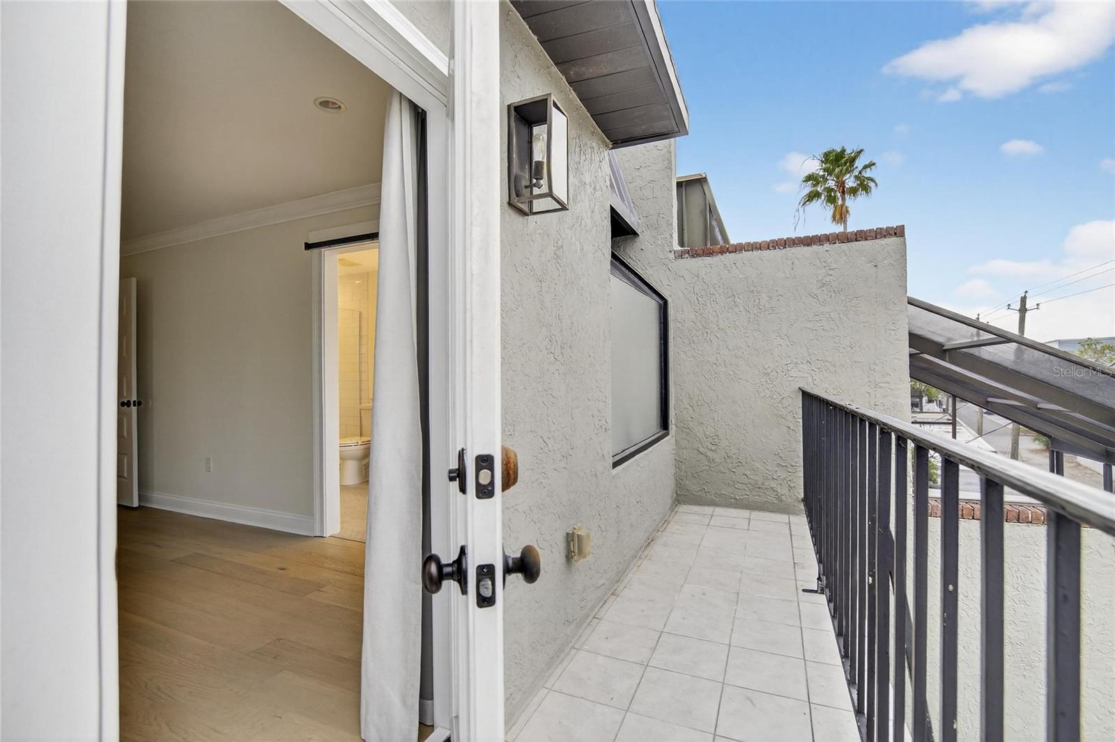 Image 41 of 43 For 162 Davis Boulevard