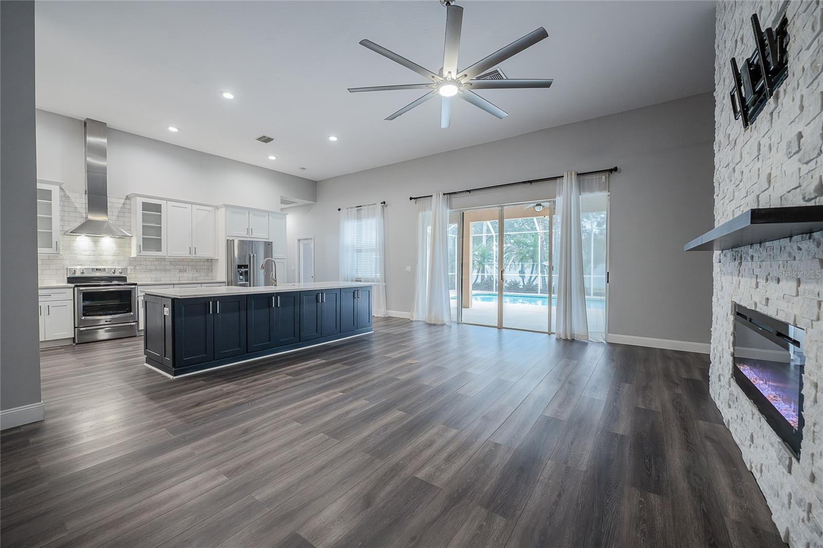 Image 15 of 53 For 2706 Durant Trails Boulevard