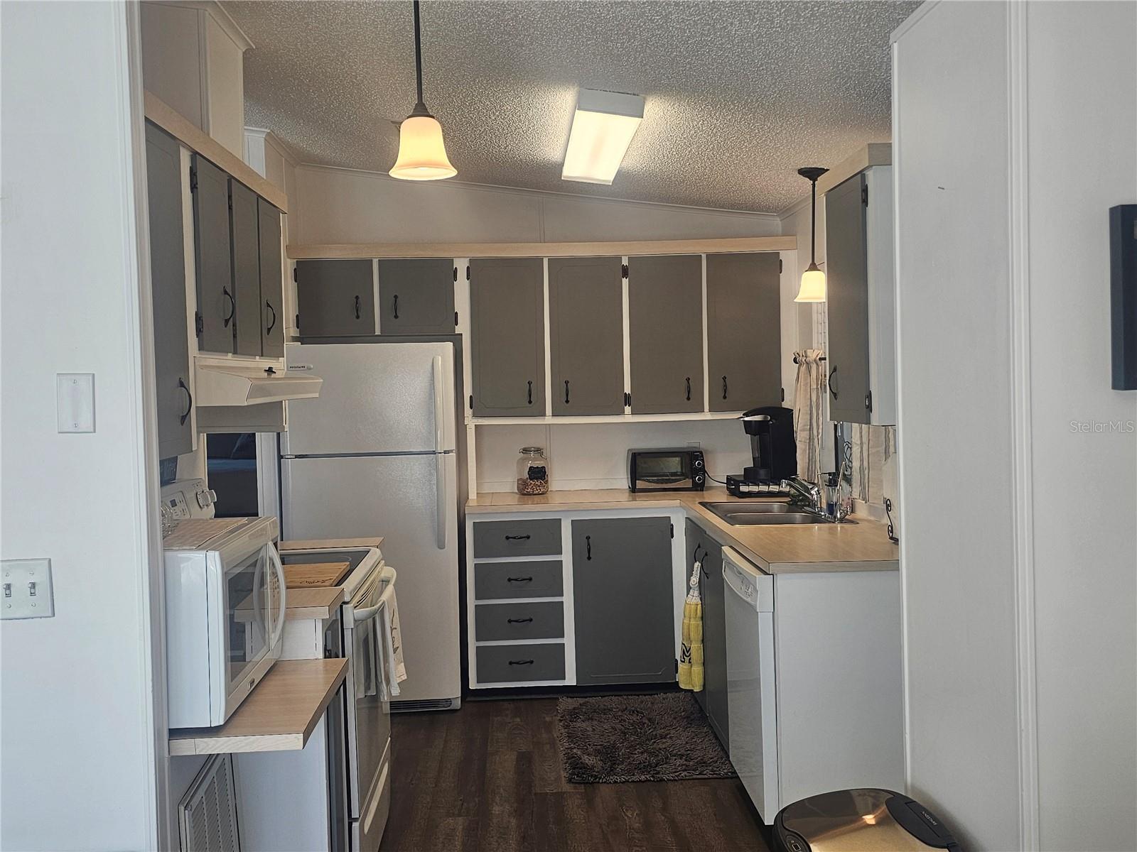 Image 17 of 44 For 433 Sailfish Boulevard