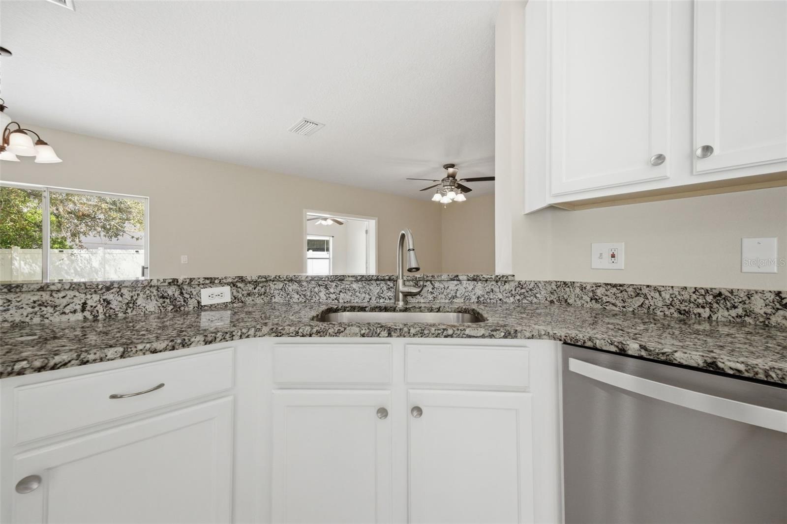 Image 10 of 60 For 3708 Heron Island Drive