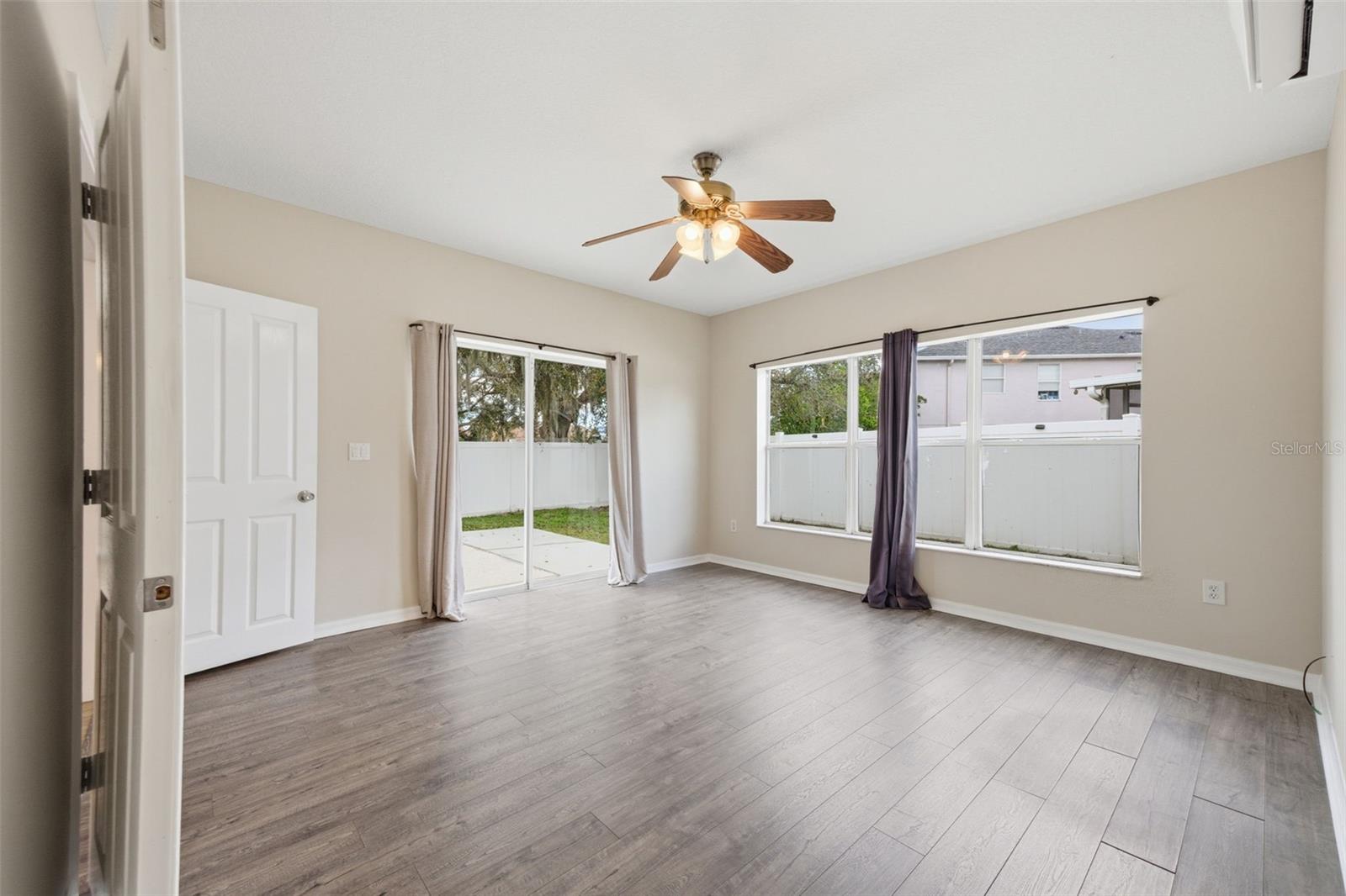 Image 18 of 60 For 3708 Heron Island Drive