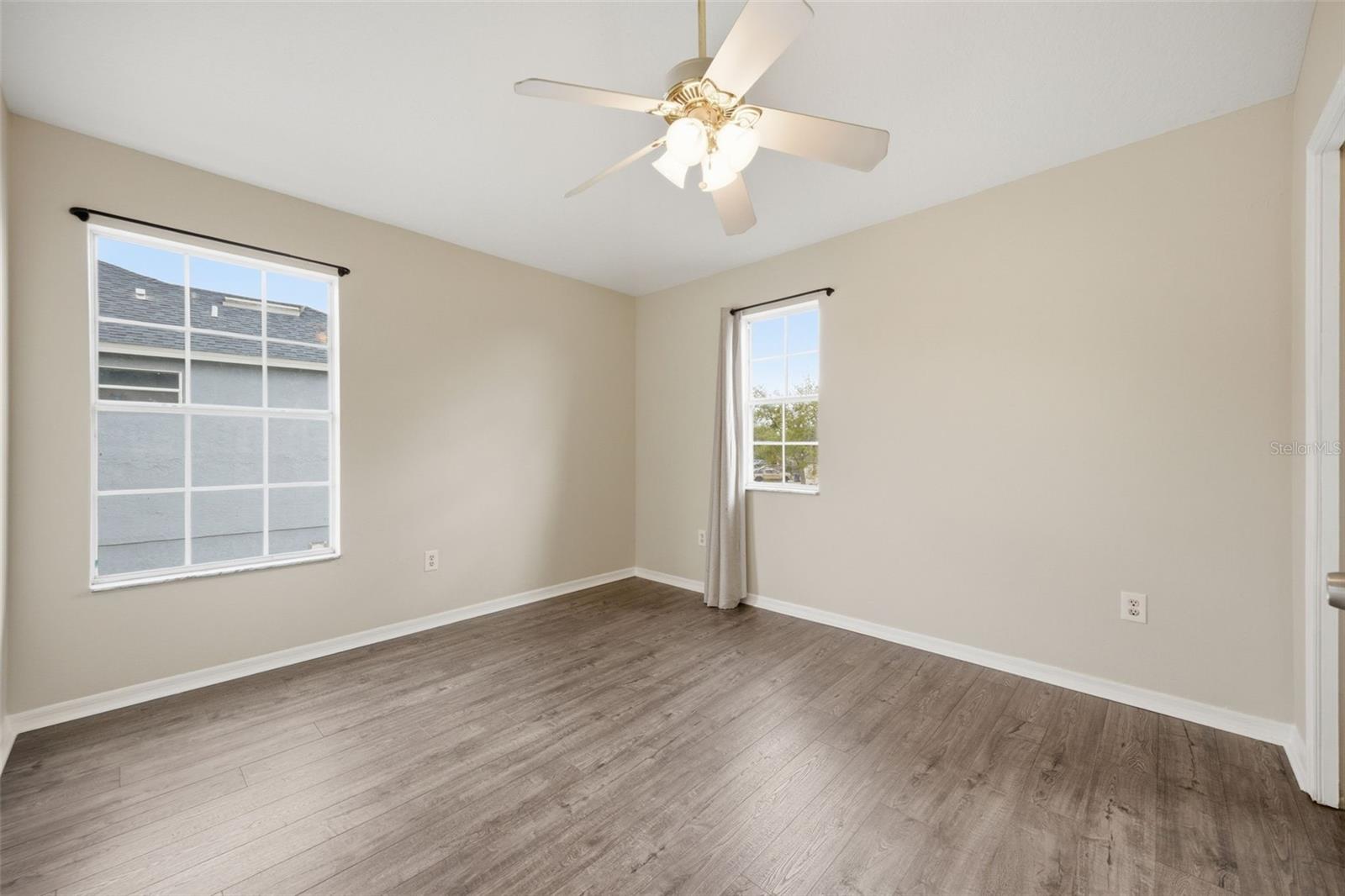 Image 25 of 60 For 3708 Heron Island Drive