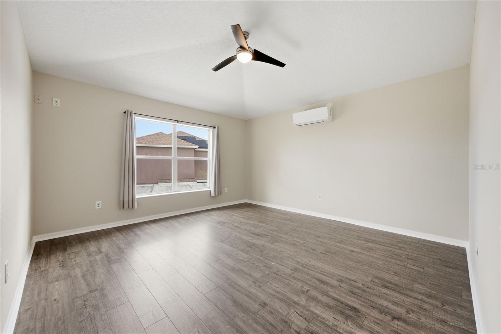 Image 38 of 60 For 3708 Heron Island Drive