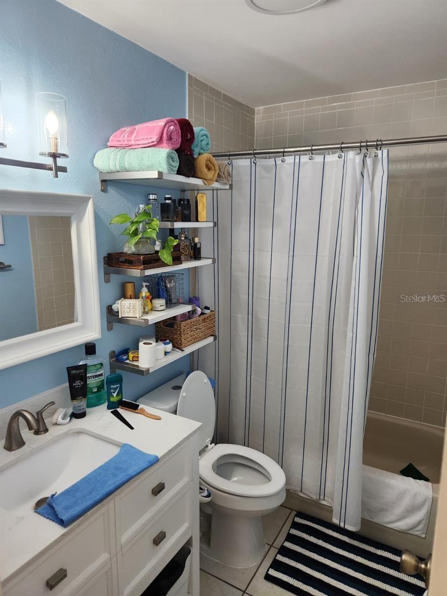 Image 8 of 15 For 3801 Lake Drive 247