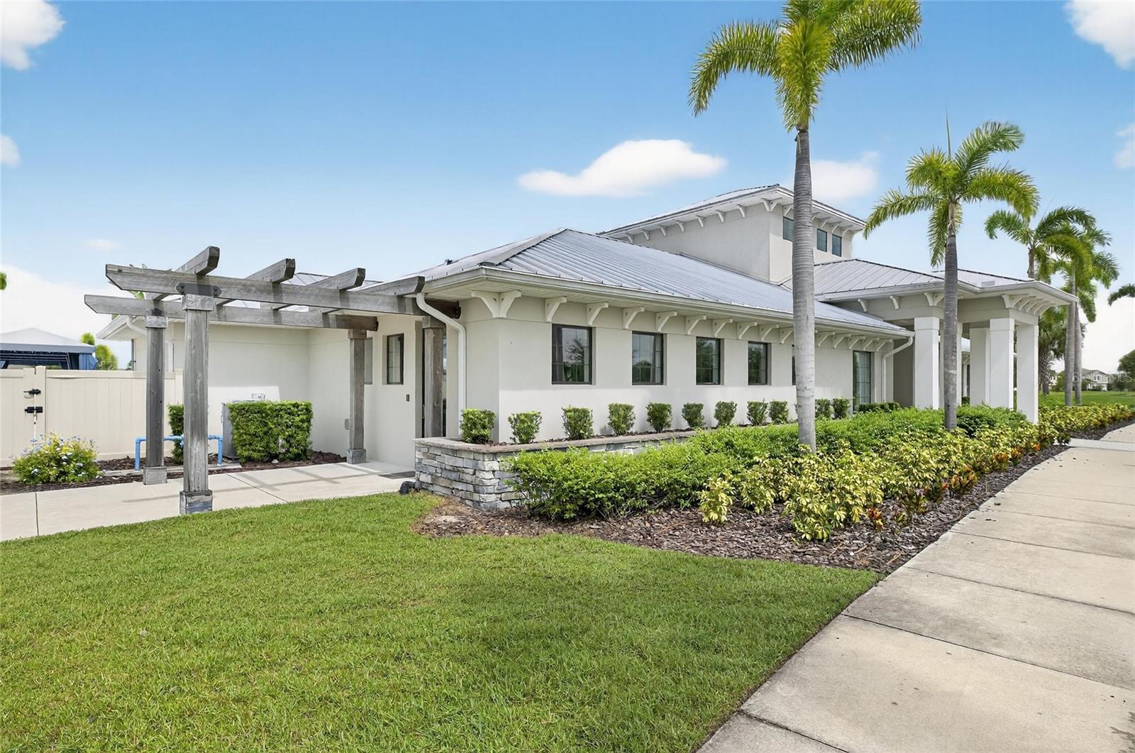 Image 21 of 24 For 15716 Miller Creek Drive