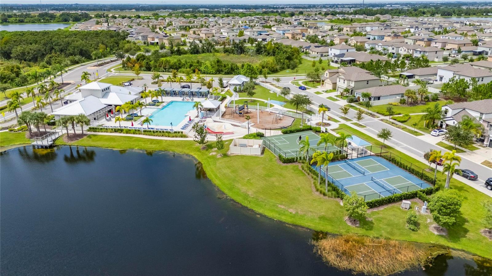 Image 5 of 24 For 15716 Miller Creek Drive