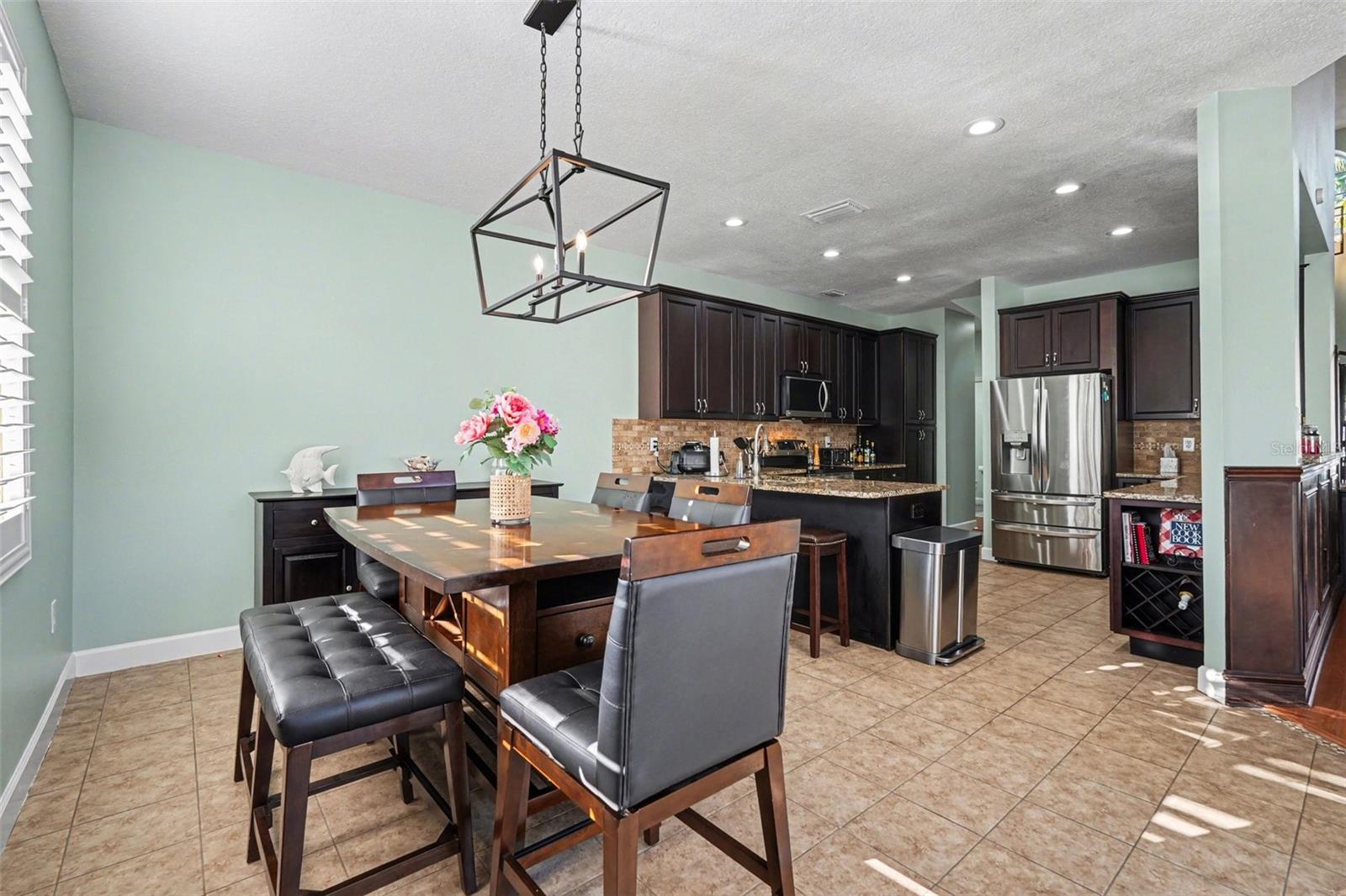 Image 11 of 40 For 10618 Hatteras Drive