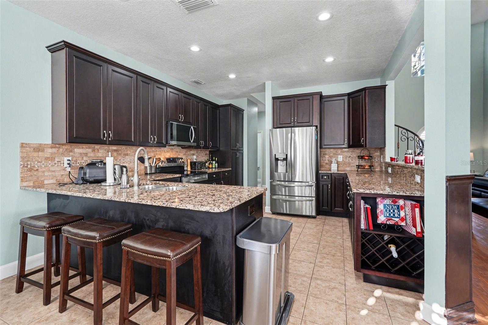 Image 13 of 40 For 10618 Hatteras Drive