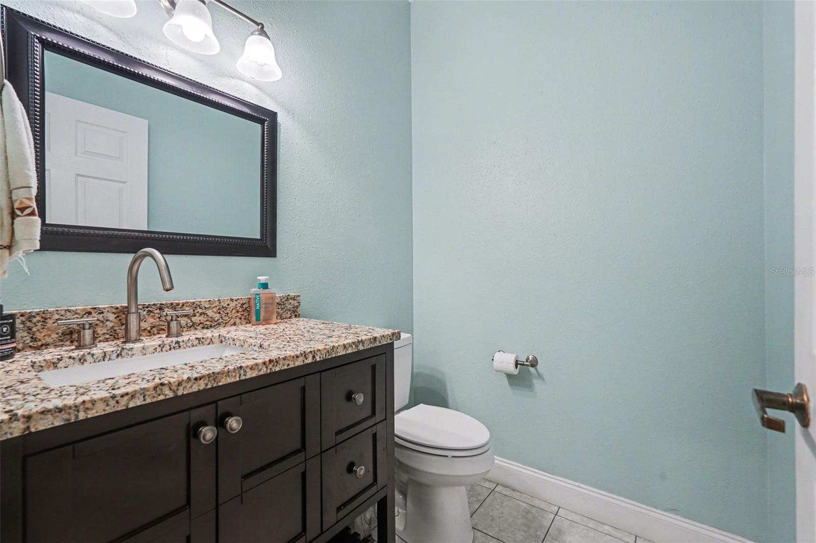 Image 19 of 40 For 10618 Hatteras Drive