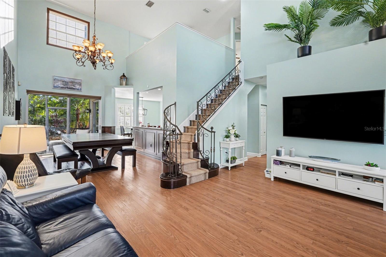 Image 6 of 40 For 10618 Hatteras Drive