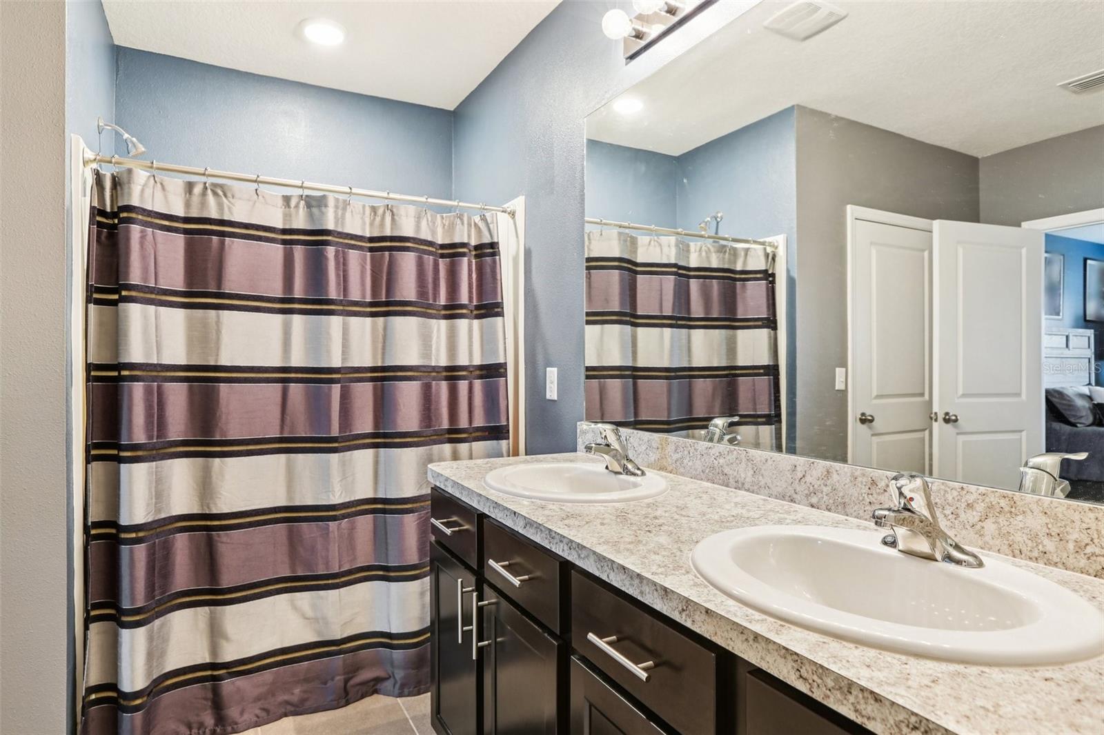 Image 22 of 39 For 14118 Arbor Pines Drive