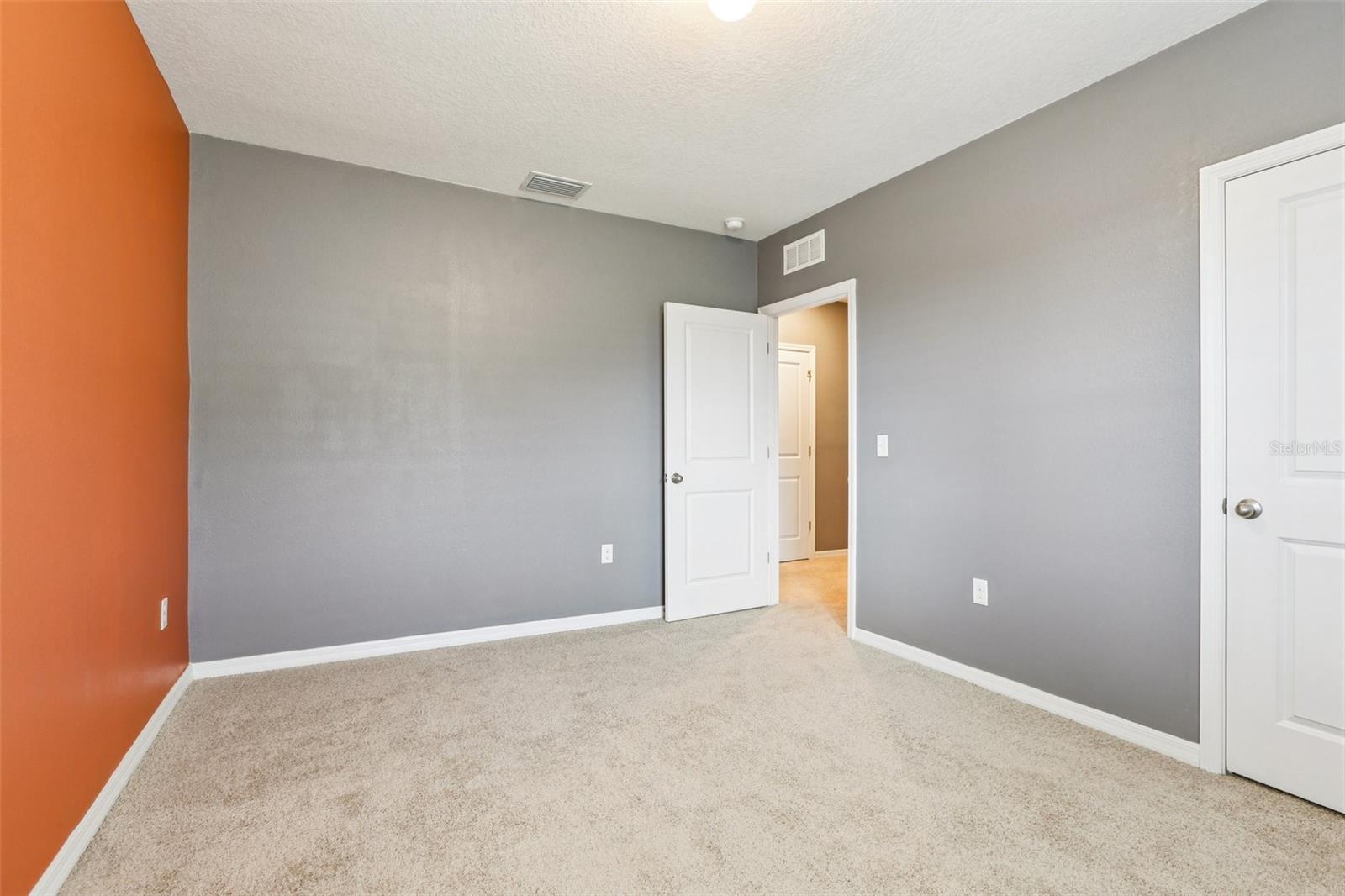 Image 32 of 39 For 14118 Arbor Pines Drive