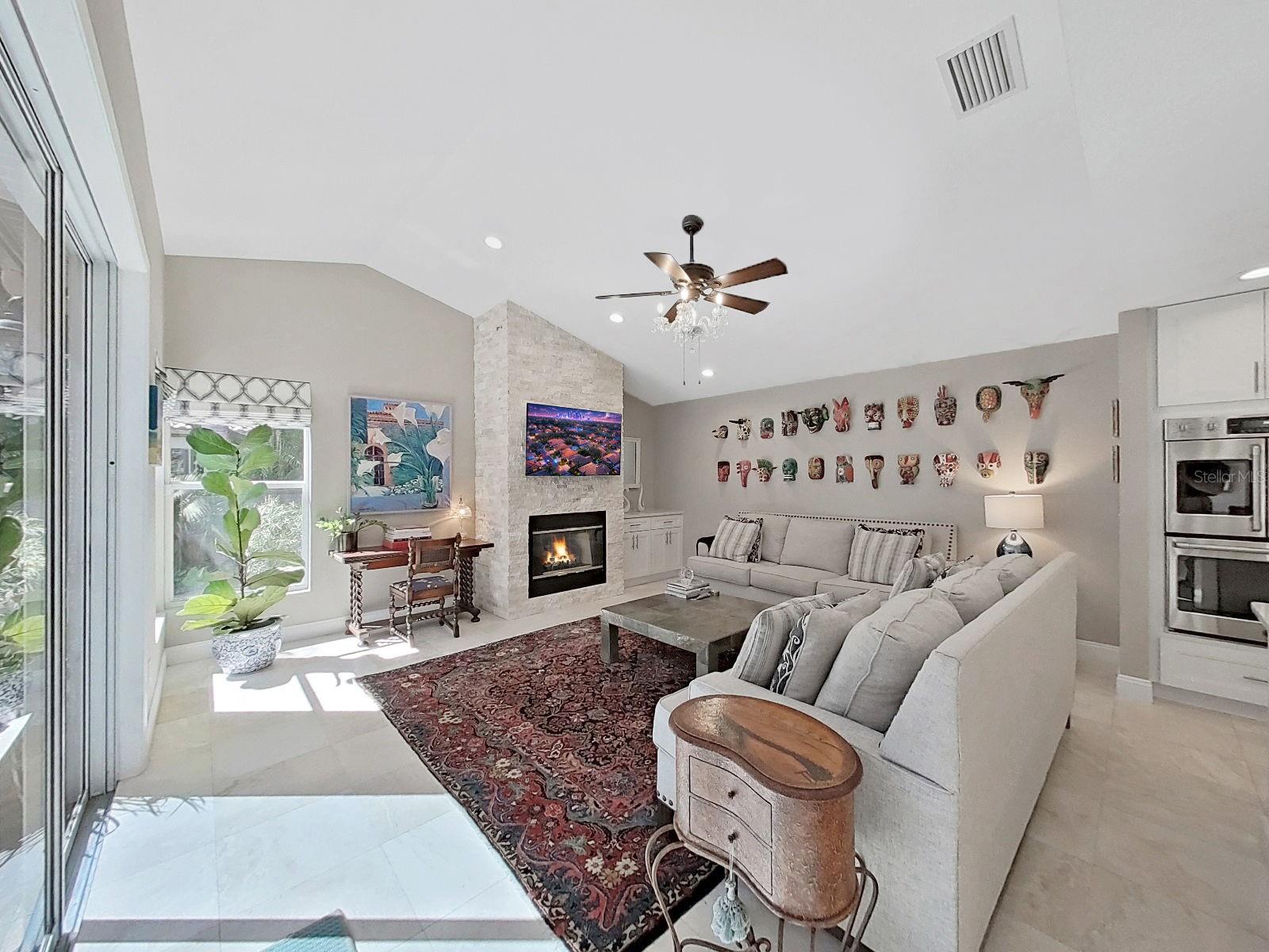 Image 24 of 49 For 4833 Windmill Palm Terrace Ne