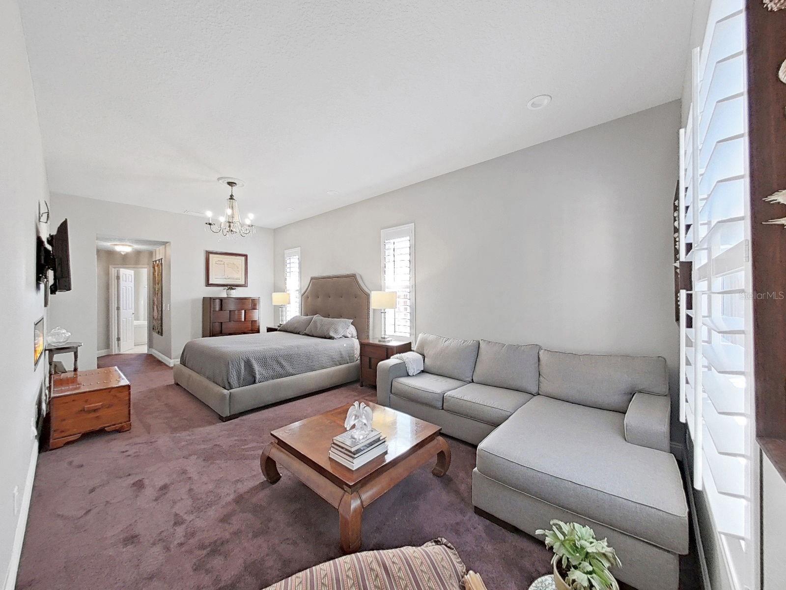 Image 31 of 49 For 4833 Windmill Palm Terrace Ne