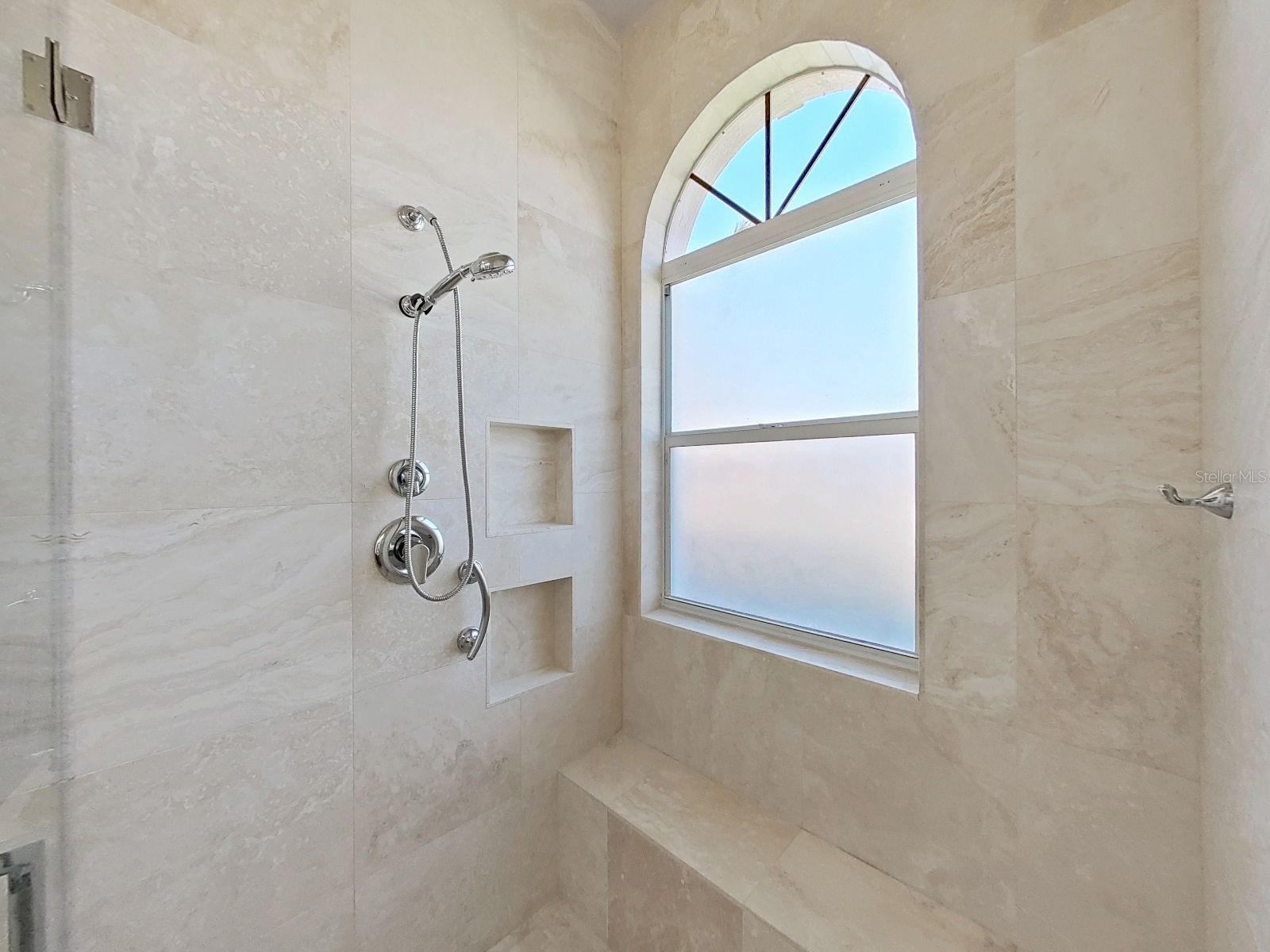 Image 36 of 49 For 4833 Windmill Palm Terrace Ne