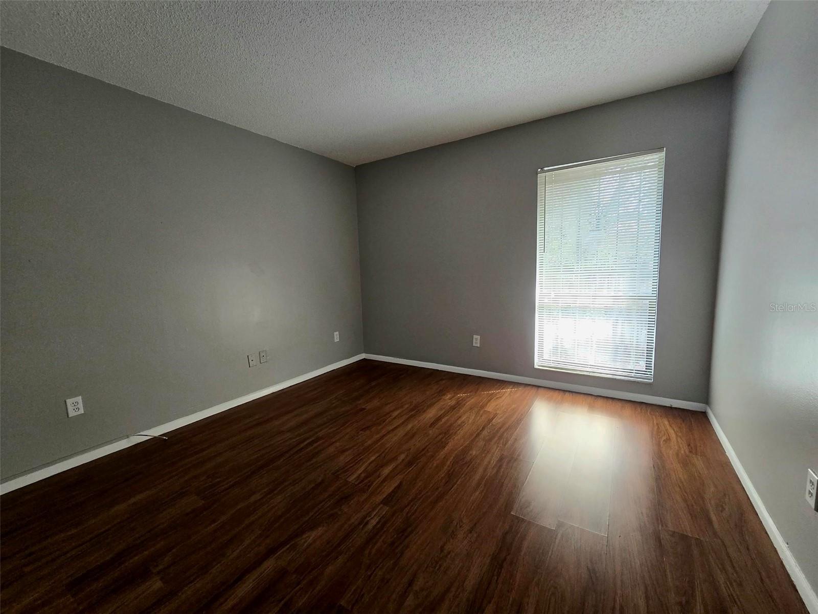 Image 5 of 10 For 920 Otto Villa Place