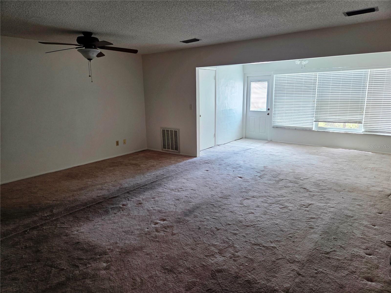 Image 5 of 20 For 115 Aspen Circle 115