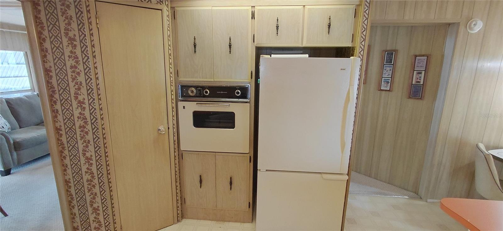 Image 10 of 40 For 2127 Oahu Drive