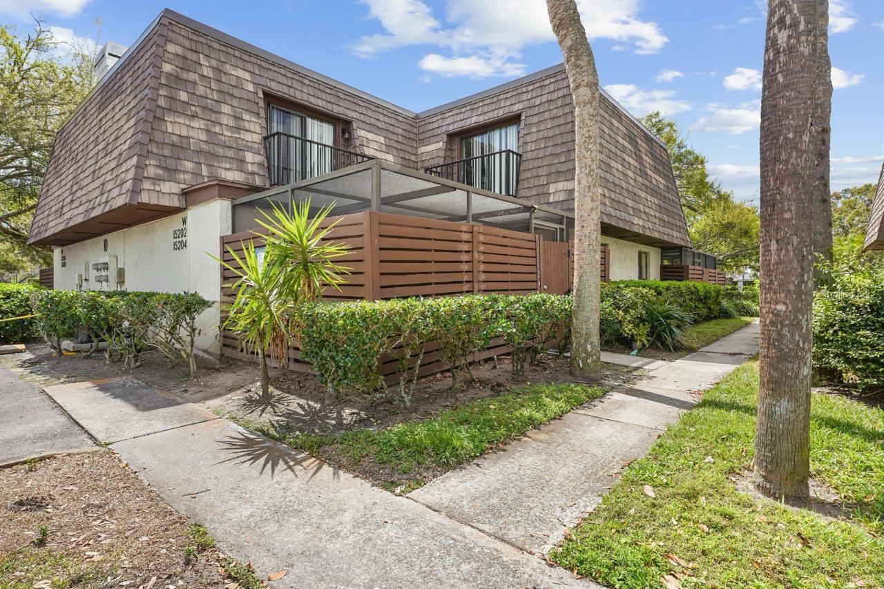 Image 22 of 24 For 15202 Pond Woods Drive