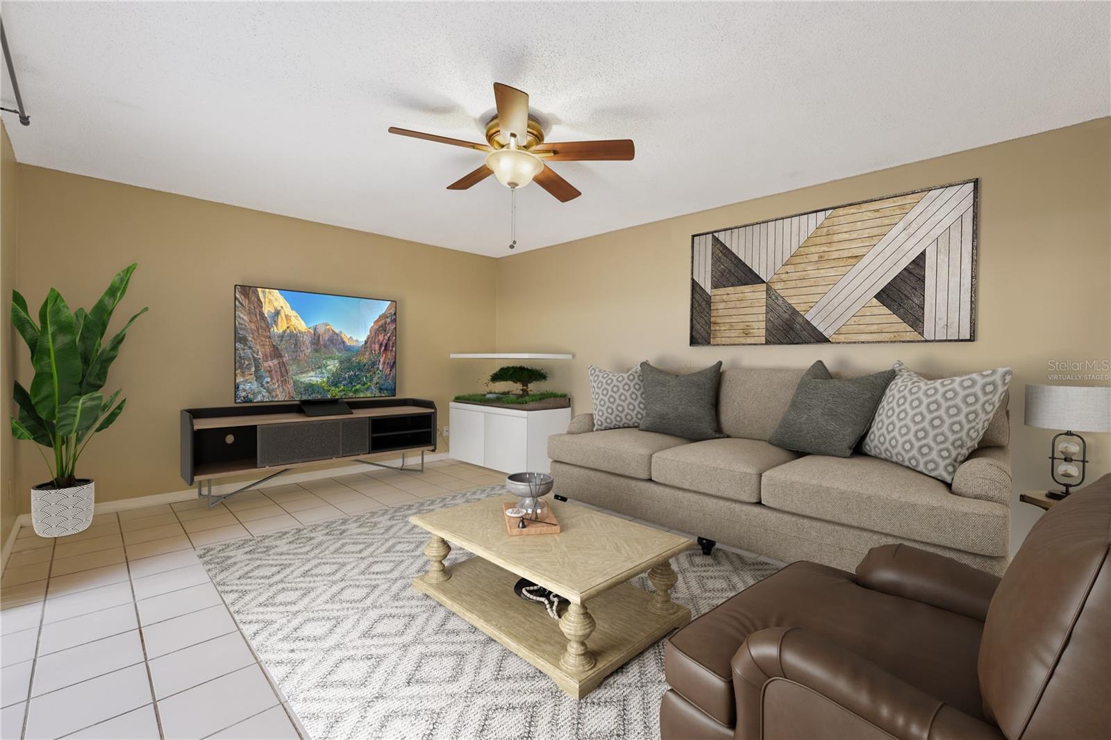 Image 4 of 24 For 15202 Pond Woods Drive