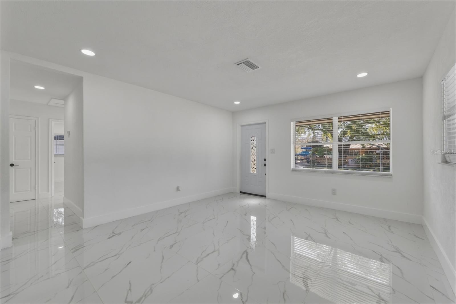 Image 13 of 43 For 1413 May Street