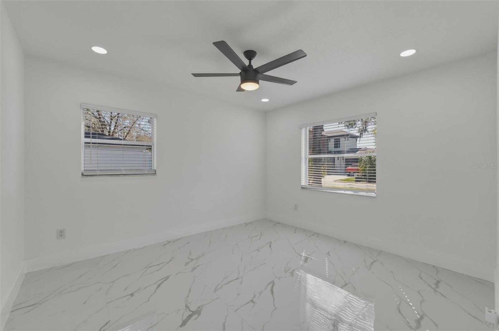 Image 22 of 43 For 1413 May Street