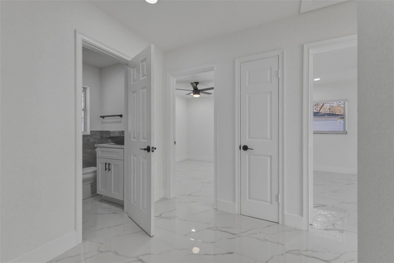 Image 26 of 43 For 1413 May Street