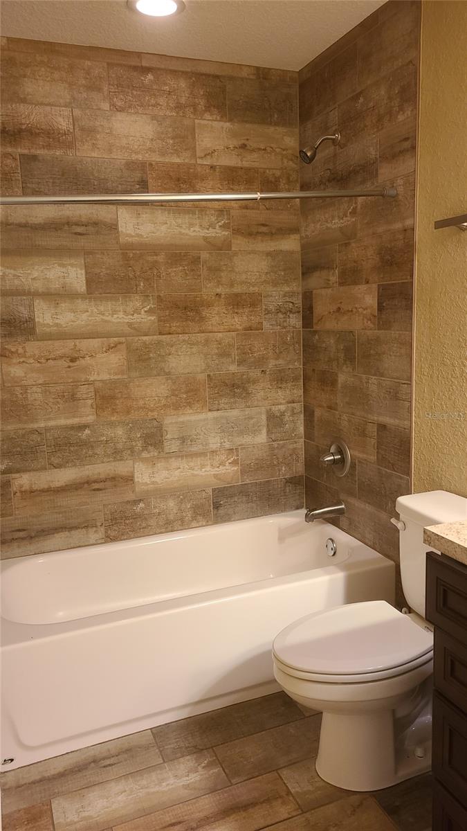 Image 21 of 35 For 2914 Royal Tuscan Lane