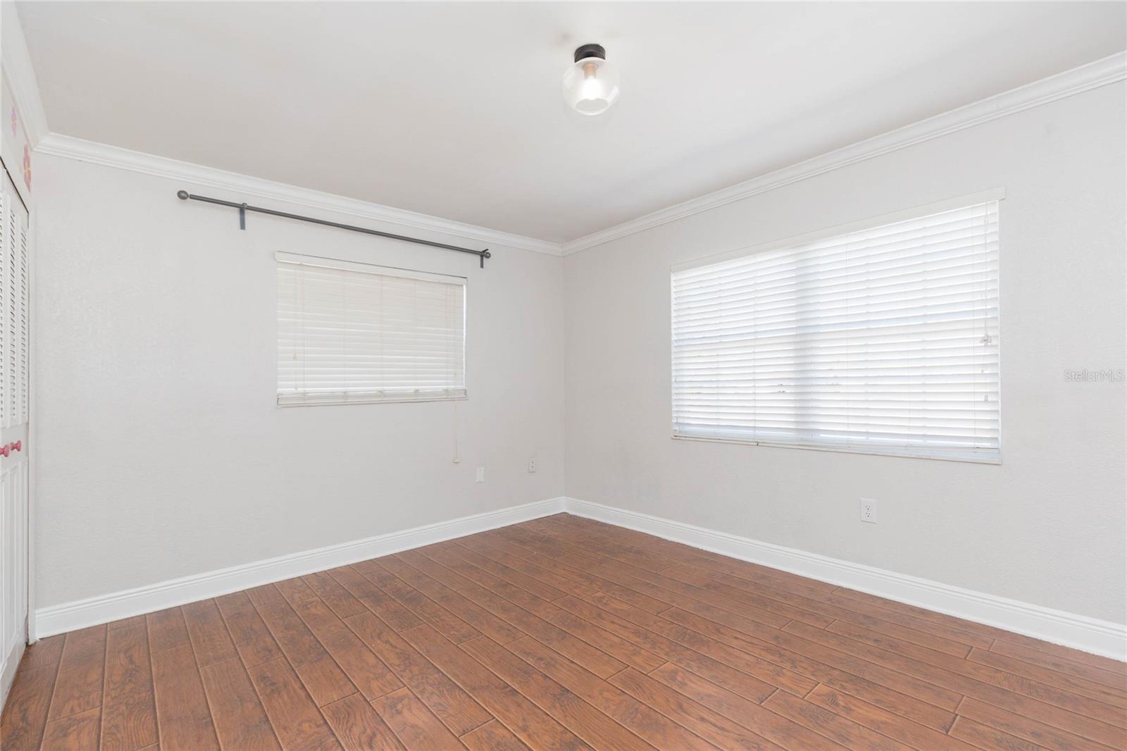 Image 16 of 35 For 2307 Lincoln Court