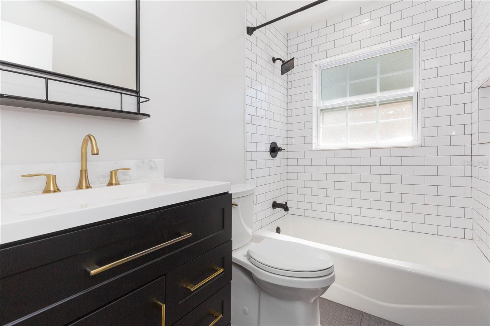 Image 20 of 35 For 2307 Lincoln Court