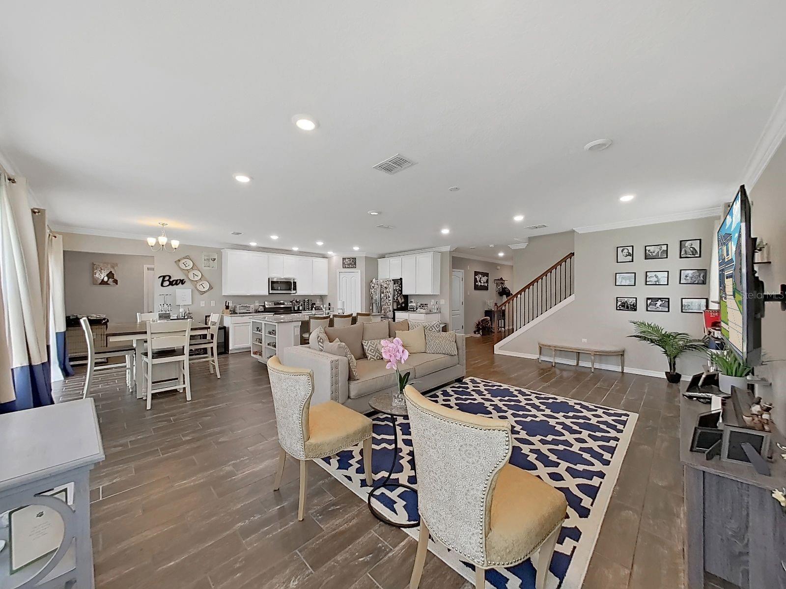 Image 12 of 37 For 8307 Olive Brook Drive