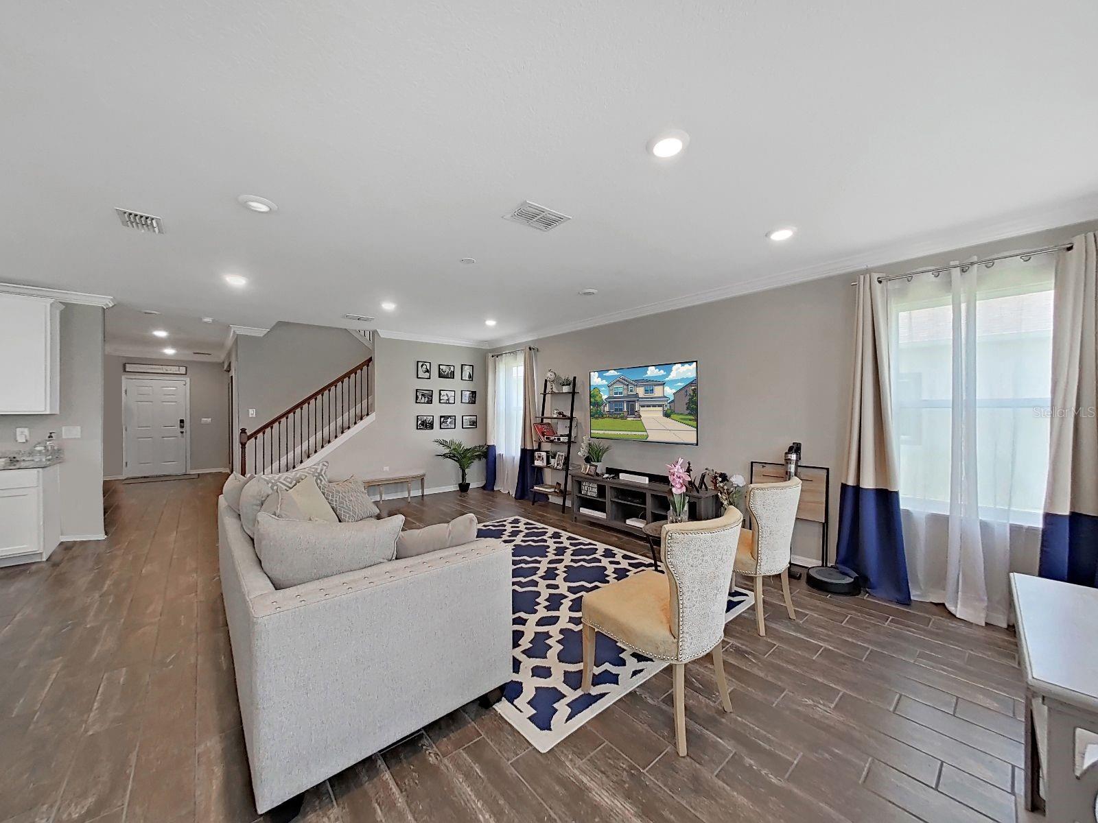 Image 14 of 37 For 8307 Olive Brook Drive