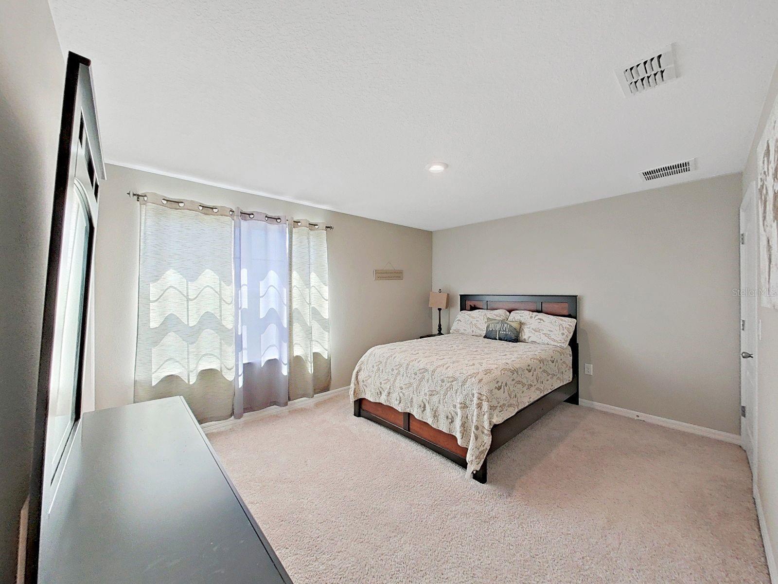 Image 23 of 37 For 8307 Olive Brook Drive