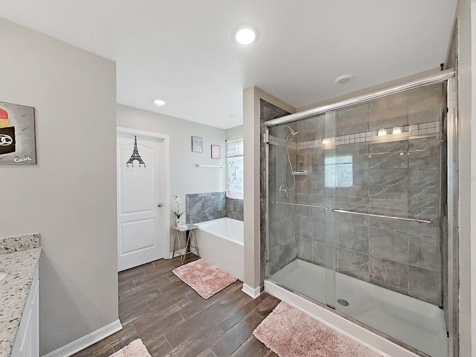 Image 31 of 37 For 8307 Olive Brook Drive